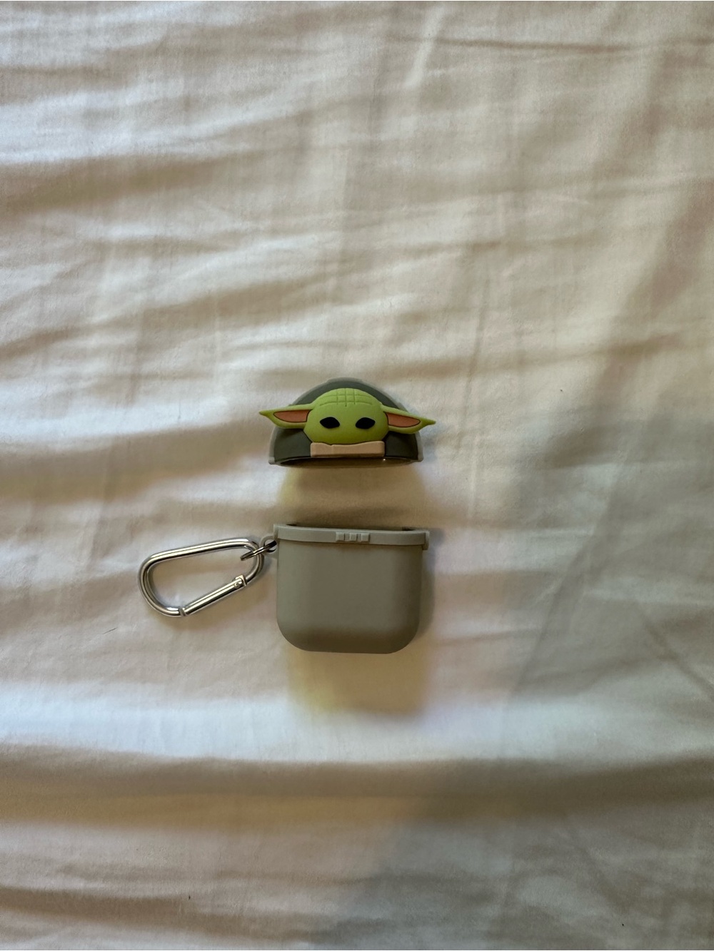 Star Wars, Grogu AirPod Case with Green Character Top